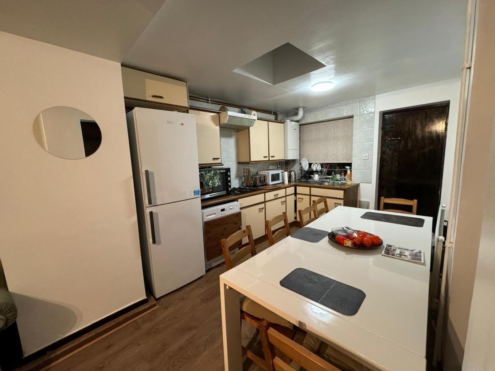 London Stockwell Station Apartment 객실 사진